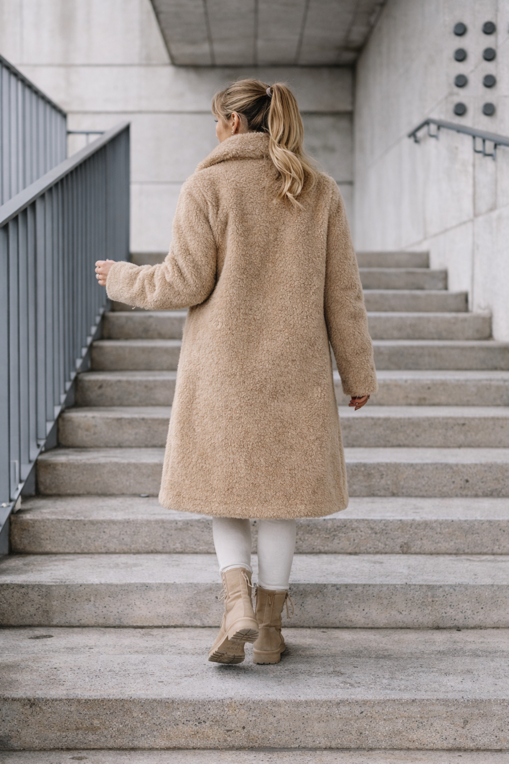 ABRIGO COZY TEDDY FLEECE